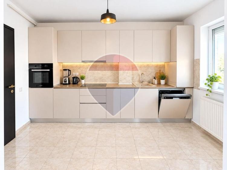 Apartament cu 2 camere de închiriat - 1