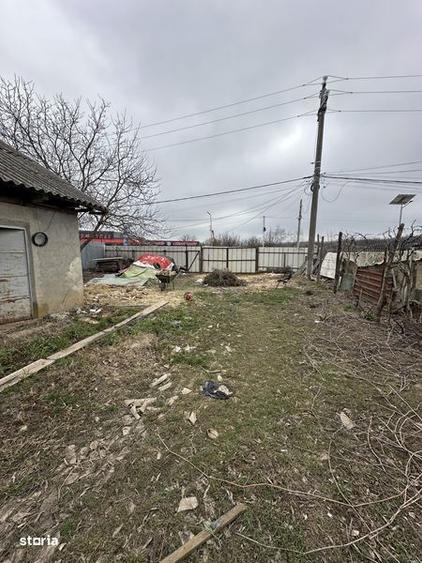 Teren de 1000 mp, în Grădiștea