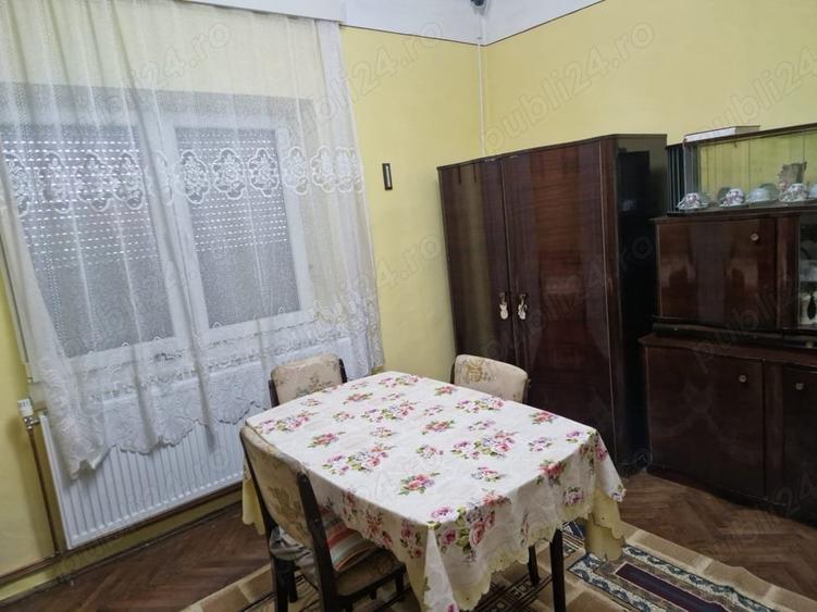 Casă cu 2 camere în Chișineu-Criș