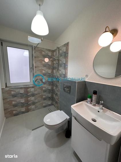 Casă cu 4 camere cu Teren 306 Mp în Păulești