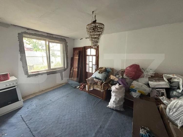 Casa de vanzare in Titu | Teren 622 mp | 3 camere | - 8