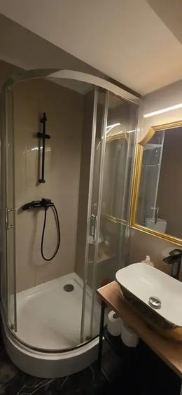 Apartament cu 3 camere decomandat, mobilat în Nord-Vest