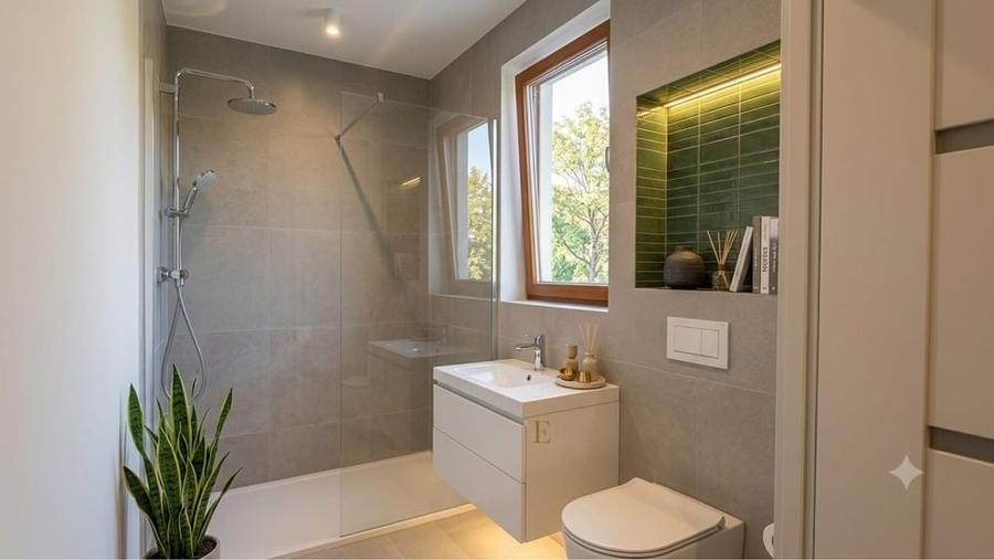 Apartament cu 2 camere nedecomandat în Sub Arini