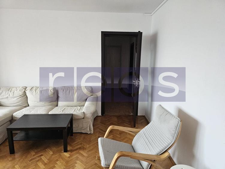 Apartament cu 3 camere semidecomandat în Câmpia Libertății