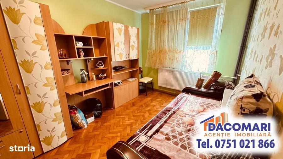 De vanzare apartament 2 camere, decomandat, Micro 19 . - 3