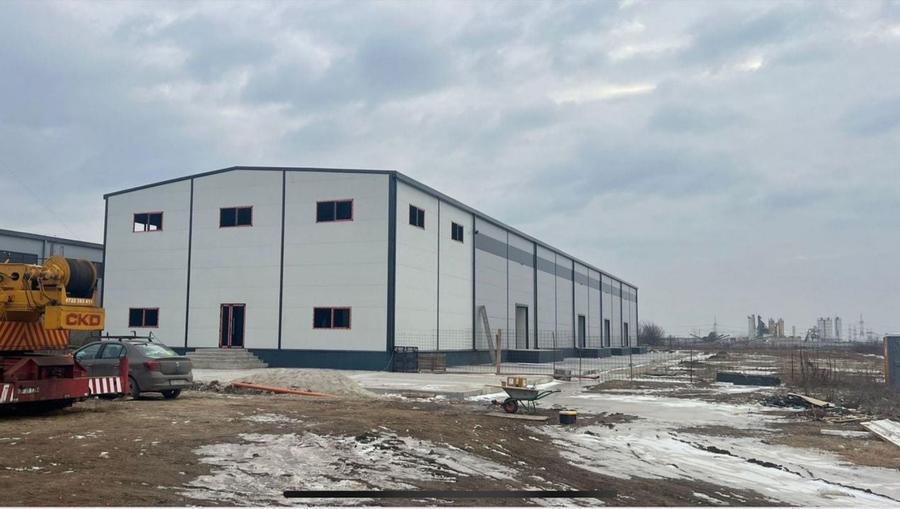 Spațiu industrial, de 1,600 mp, în Industriilor