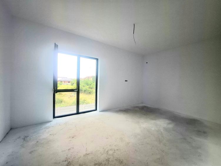 Duplex cu 4 camere cu Canalizare în Alexandriei