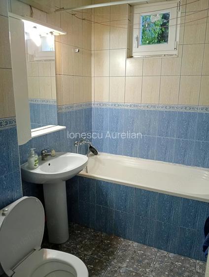 Vand apartament 2 camere Morarilor