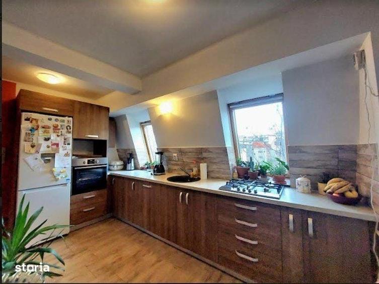 Apartament cu 3 camere semidecomandat în Bună Ziua