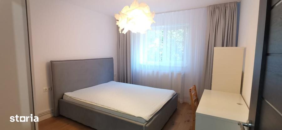 Apartament cu 3 camere în Gruia