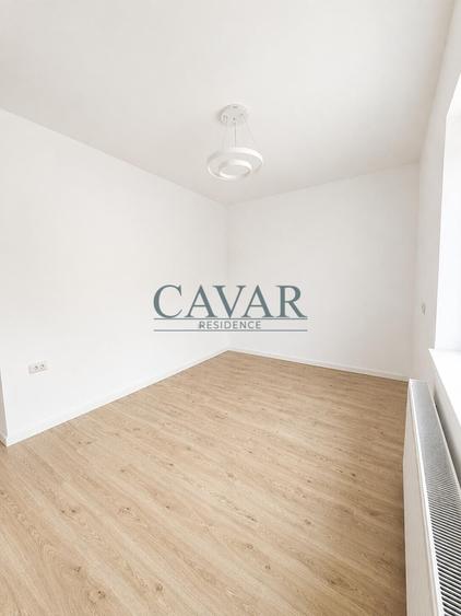 Apartament cu 3 camere semidecomandat în Brâncoveanu