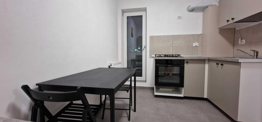 Apartament cu 2 camere semidecomandat în Militari