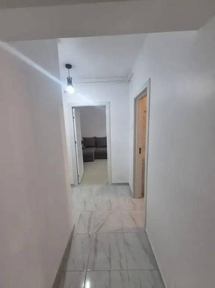Apartament cu 2 camere decomandat în Colentina