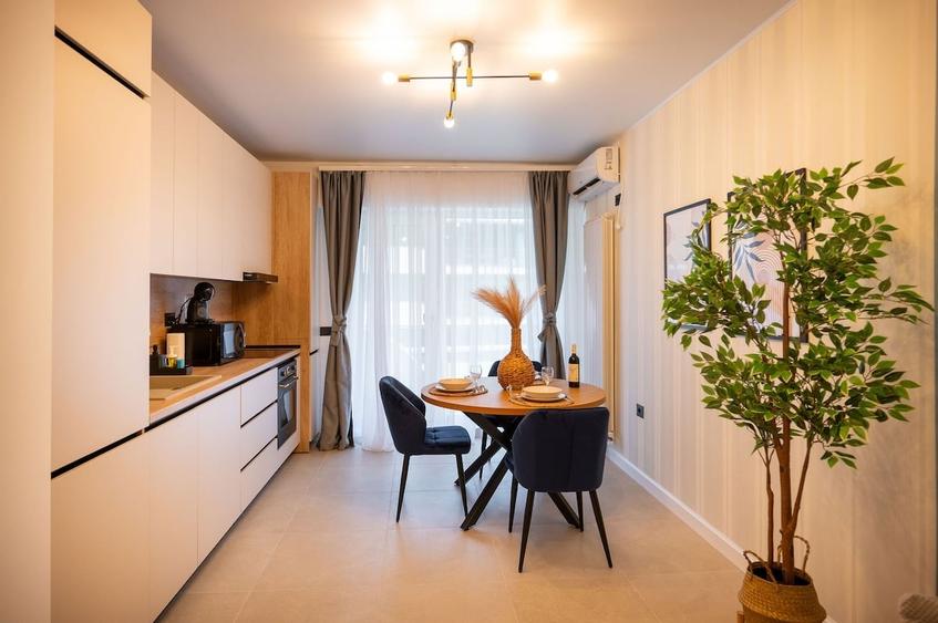 Apartament cu 2 camere decomandat în Mamaia-Sat