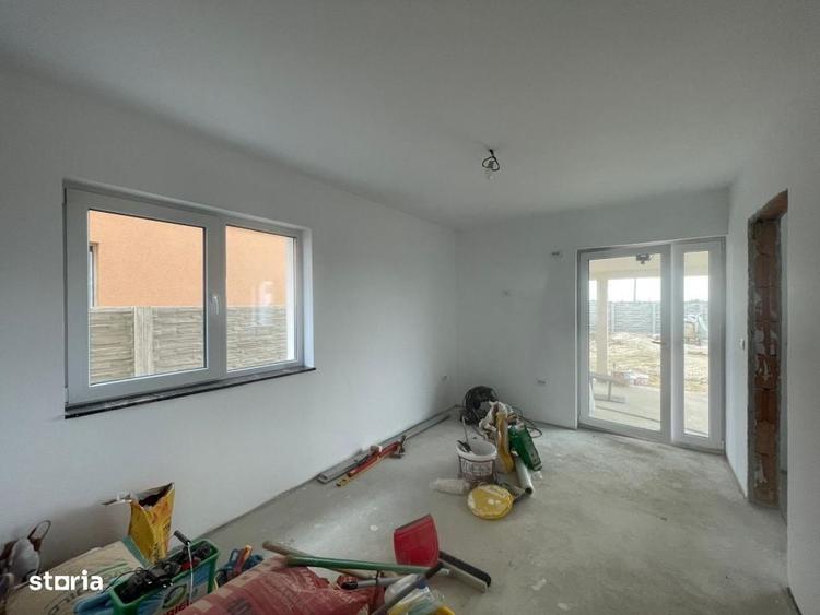 Casă cu 4 camere cu Teren 232 Mp în Central