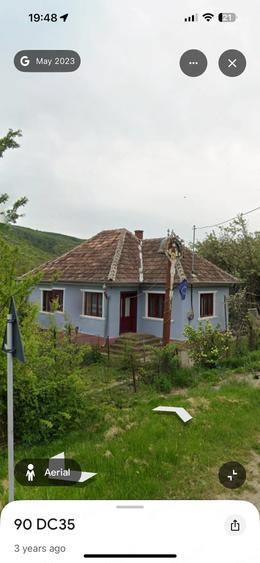 Casă cu 2 camere cu Teren 1000 Mp în Sântejude