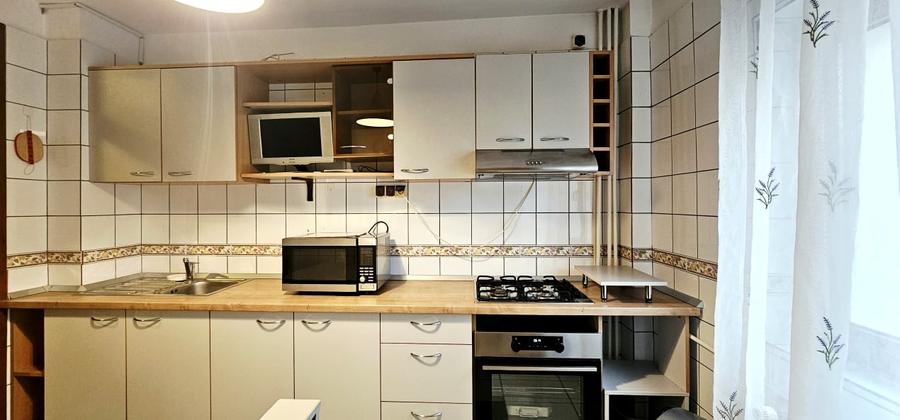 Apartament cu 2 camere decomandat, mobilat în Dorobanți