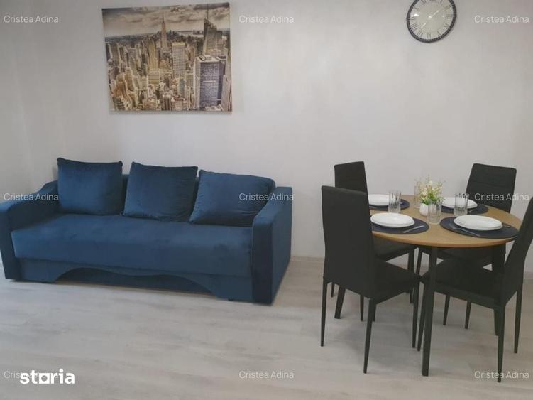 Apartament cu 3 camere decomandat în Titan