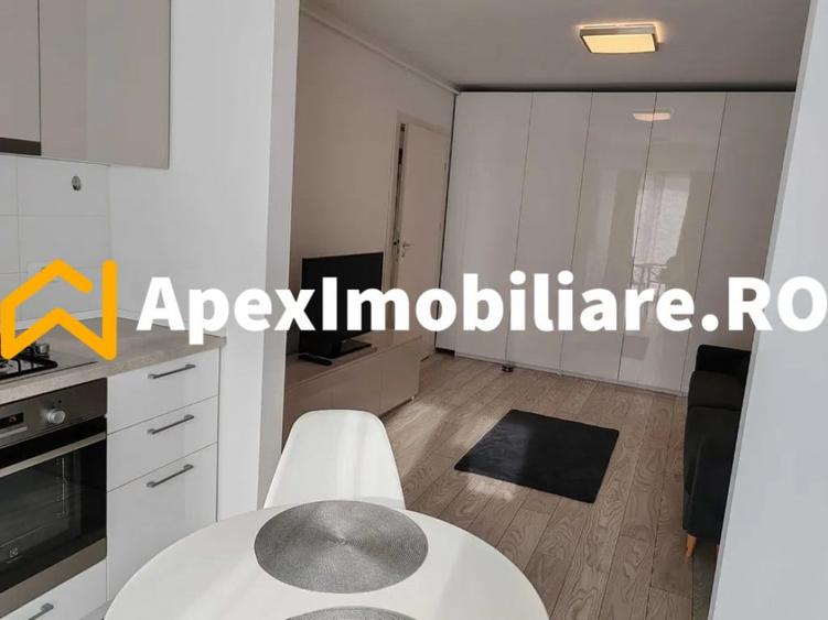 Apartament cu 2 camere decomandat în Titan