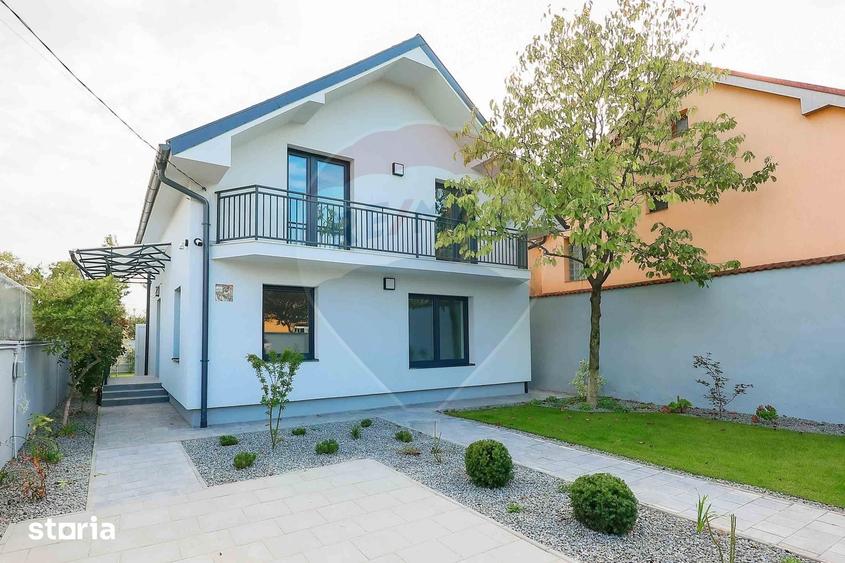 Casă cu 5 camere cu Teren 301 Mp în Calea Aradului
