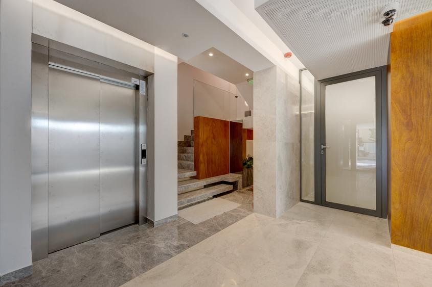 Apartament cu 2 camere semidecomandat în Timpuri Noi