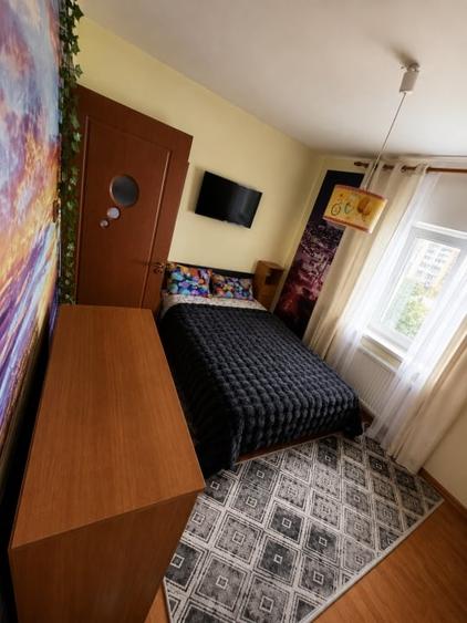 Apartament cu 2 camere semidecomandat, mobilat în Exterior Est