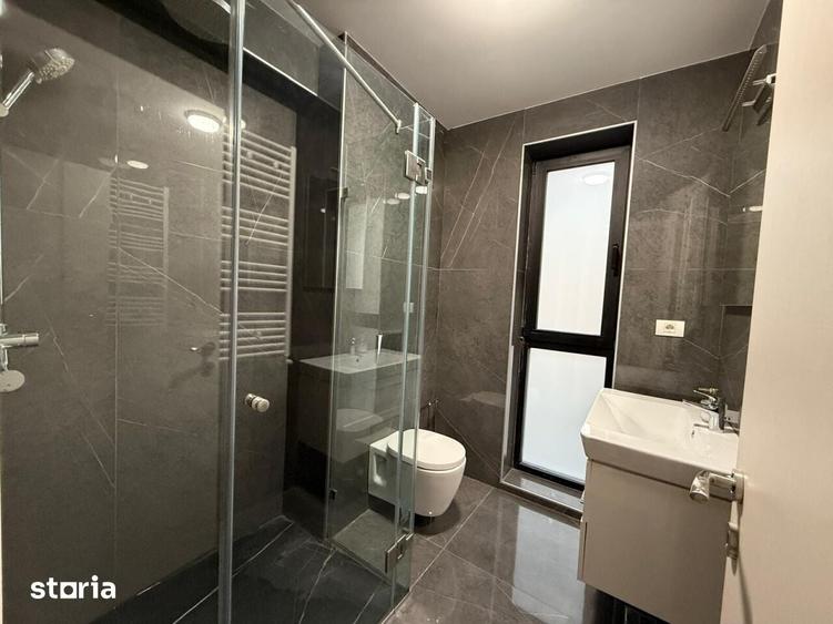 Apartament cu 4 camere în Central