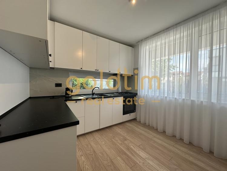Duplex cu 5 camere cu Canalizare în Pipera