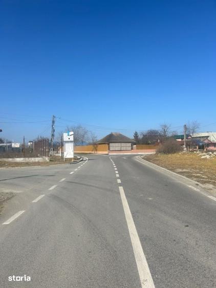 Teren de 1000 mp, în Corbu