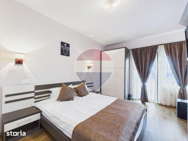 Casă cu 7 camere cu Teren 427 Mp în Limanu