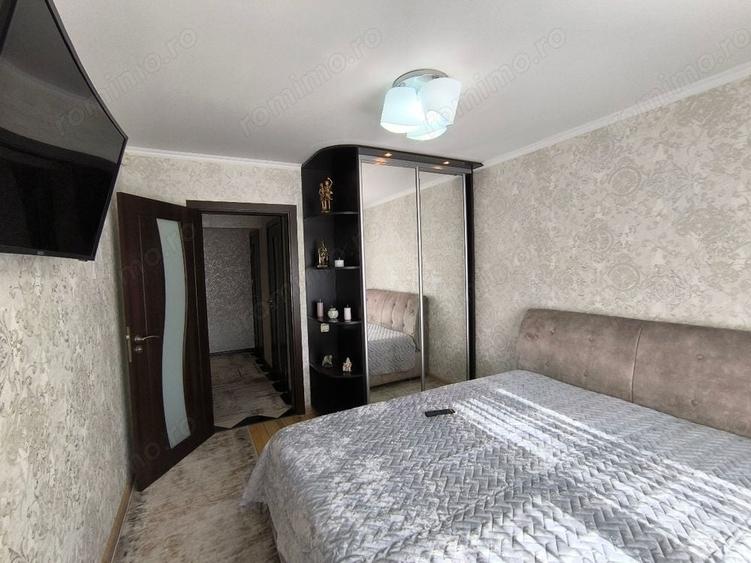 Apartament cu 2 camere decomandat în Politehnica