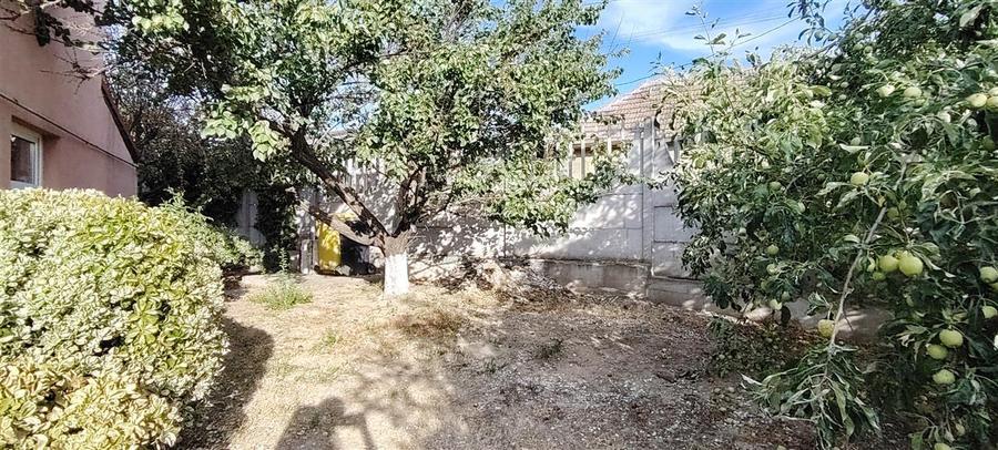 Casă cu 5 camere cu Teren 290 Mp în Oncea