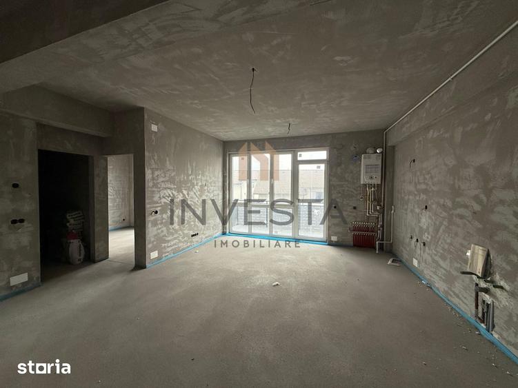 Apartament cu 3 camere semidecomandat în Florești