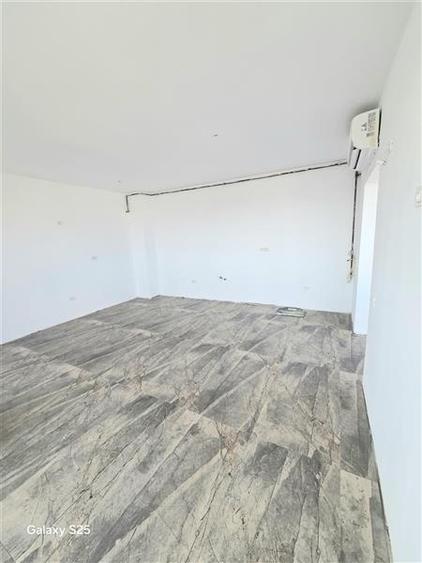 Apartament cu 2 camere decomandat în Primo