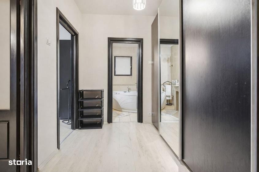 Apartament cu 3 camere în Centru Civic