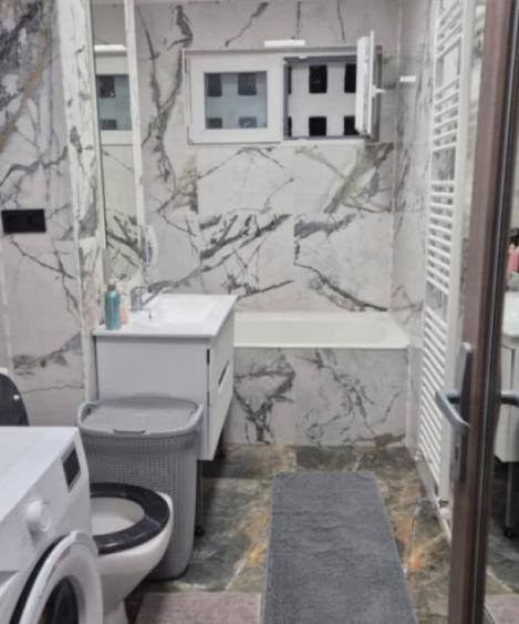 Apartament cu 3 camere decomandat în Gheorgheni