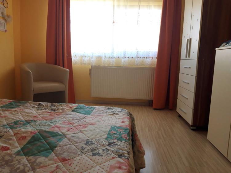 Apartament cu 2 camere decomandat în Soarelui