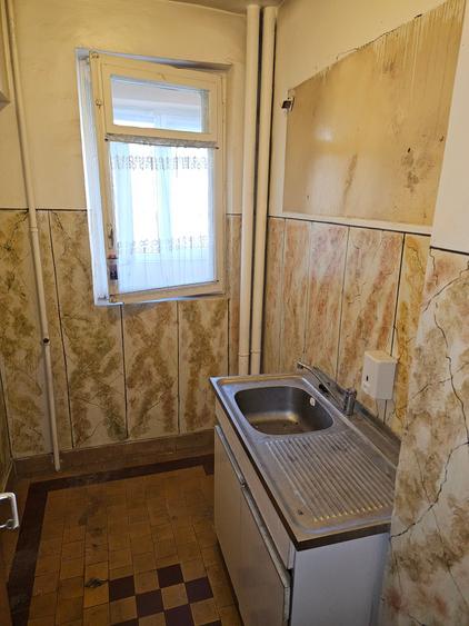 Garsonieră decomandată în Bucur Obor
