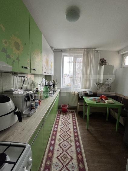 Apartament cu 4 camere,zona Progresul - 12