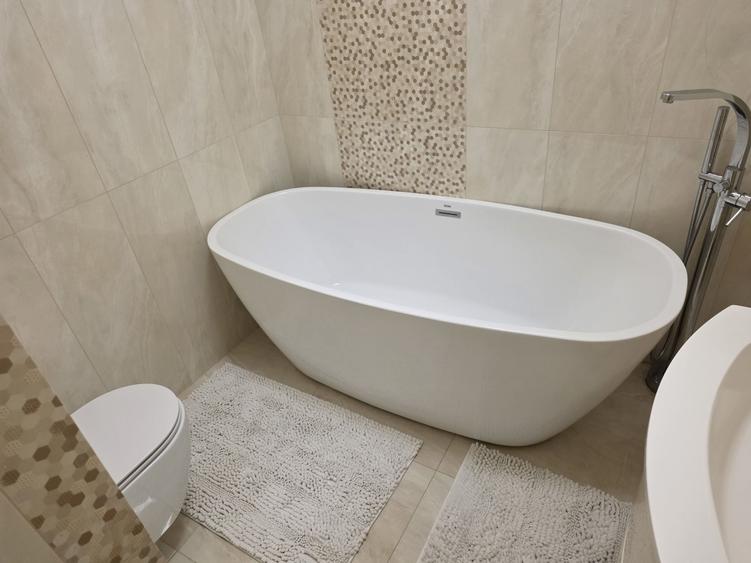 Apartament cu 3 camere decomandat în Dosu Bricii