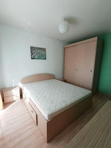 Apartament cu 2 camere semidecomandat în Lotrioara