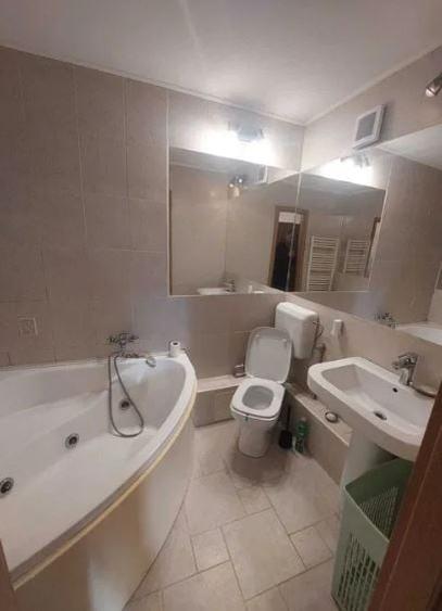 Apartament cu 2 camere semidecomandat, mobilat în Dristor