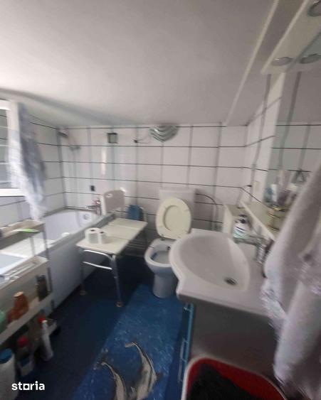 Casă cu 5 camere cu Teren 1000 Mp în Filipești