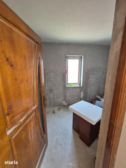 Casă cu 4 camere cu Teren 404 Mp în Central