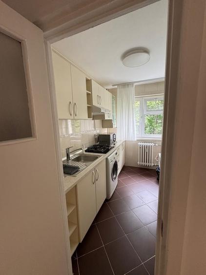 Apartament cu 2 camere decomandat în Bucureștii Noi