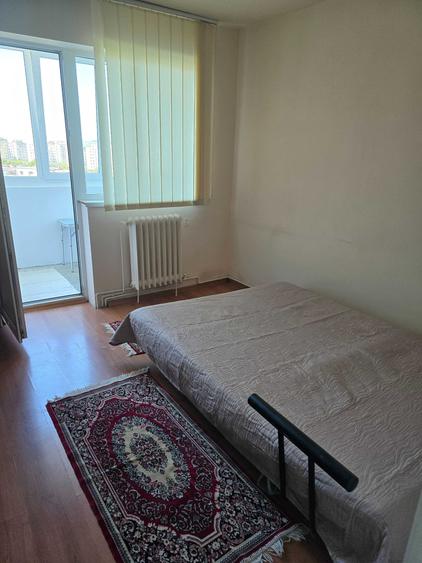 Apartament cu 2 camere decomandat, mobilat în Exterior Vest