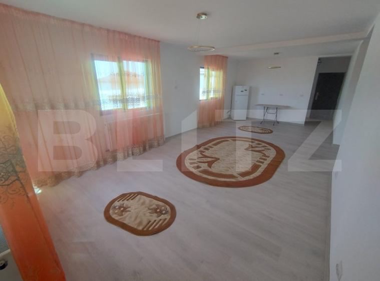 Casă individuală cu 3 camere cu Teren 324 Mp în Șimnicu de Sus