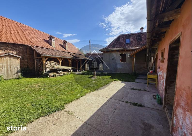 Casă cu 3 camere cu Teren 800 Mp în Laslea