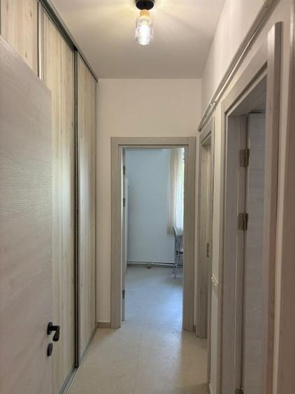 Apartament cu 4 camere semidecomandat, mobilat în Cotroceni