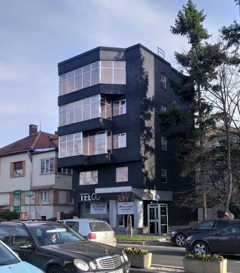 Spațiu comercial, de 457 mp, în Punctele Cardinale